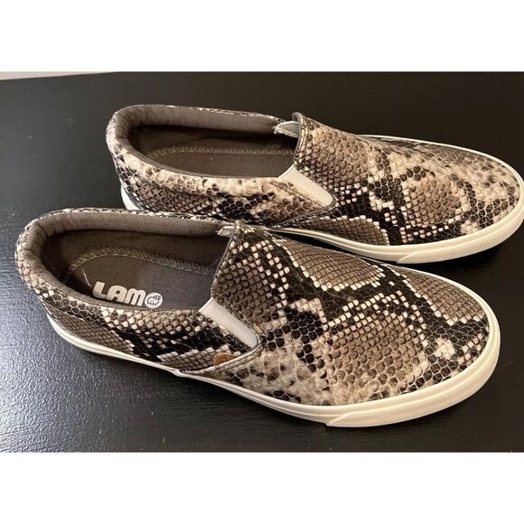 LAMO Snake Skin Look Womens Slip On Casual Tennis Shoes Size 8.5 New Without Box - Picture 1 of 13